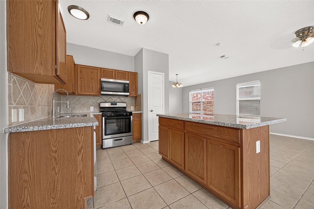 14922 Sugar Sweet Drive - Photo 21