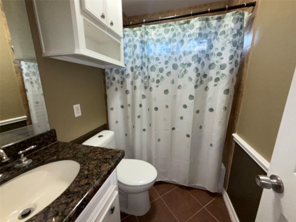 8233 Hickok Lane - Photo 7