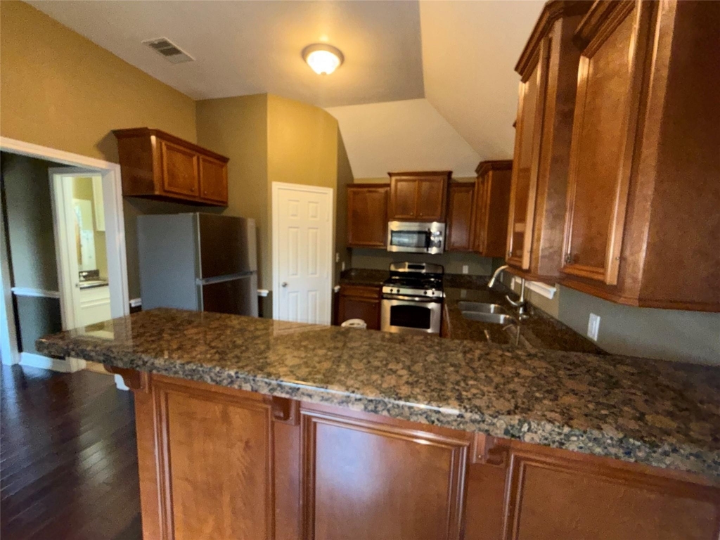 8233 Hickok Lane - Photo 12