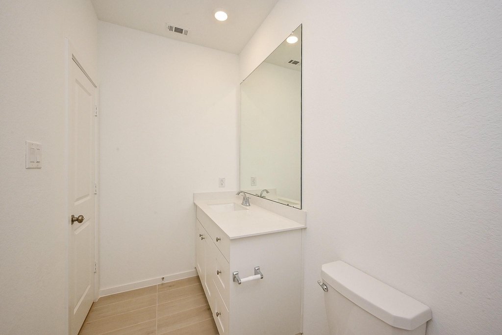 6427 Seafoam Lake Drive - Photo 18