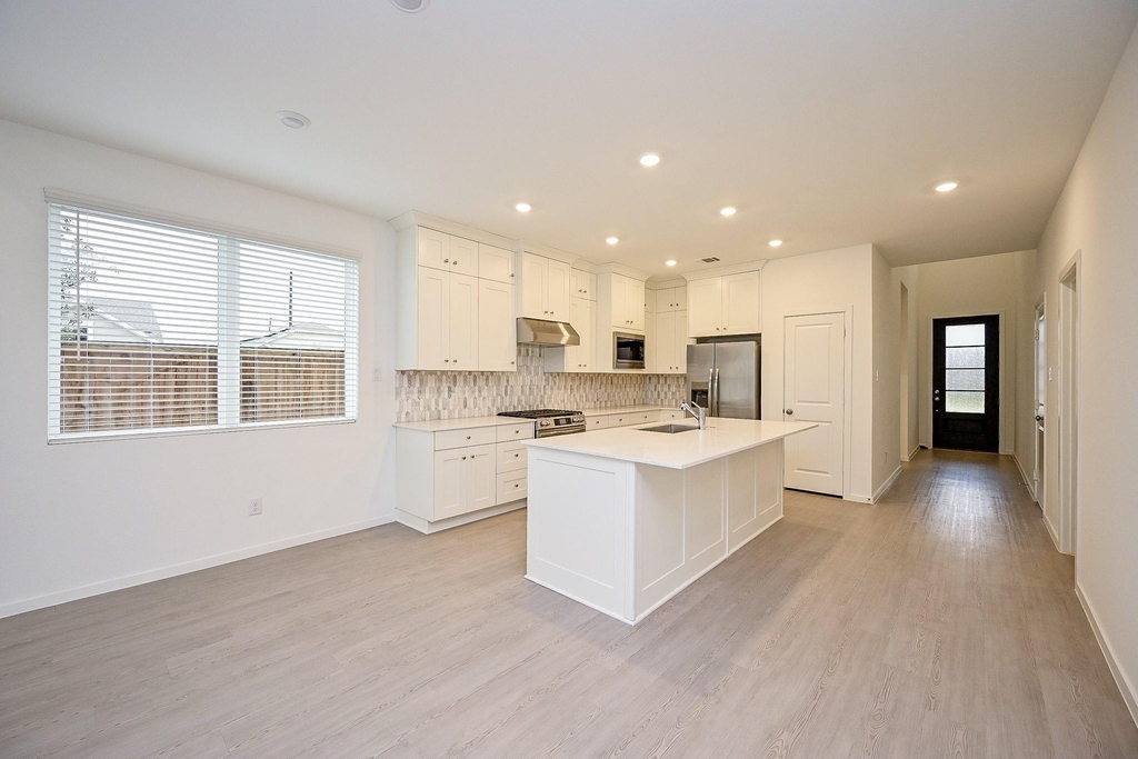 6427 Seafoam Lake Drive - Photo 24