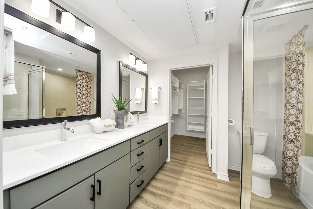 3003 Memorial Court - Photo 6
