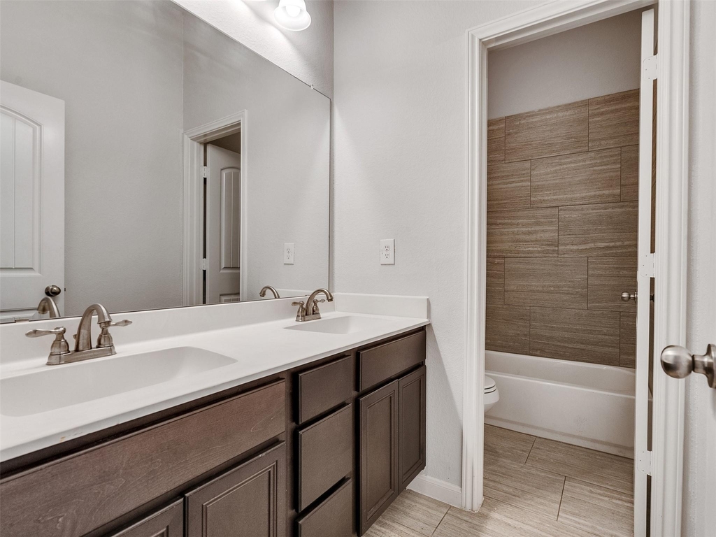10026 Thicket Park Lane - Photo 27