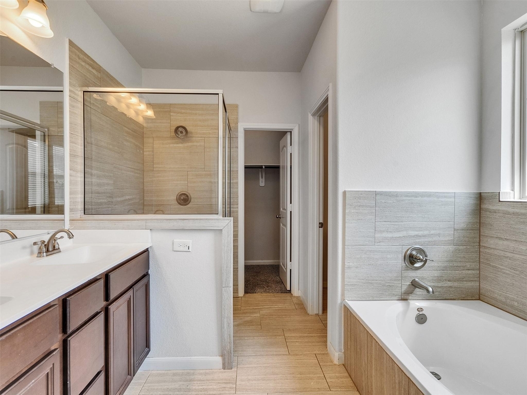 10026 Thicket Park Lane - Photo 23