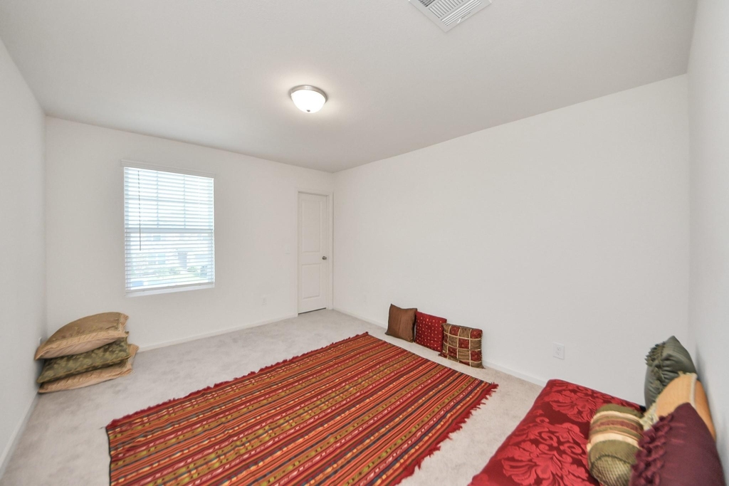 4830 Highland Springs Drive - Photo 36