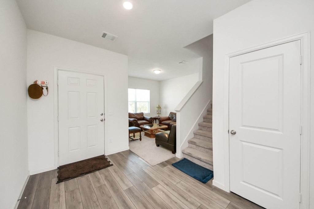 4830 Highland Springs Drive - Photo 14