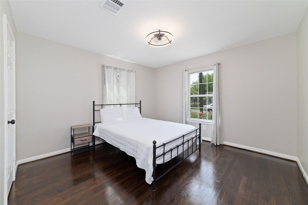 617 Frisco Street - Photo 5