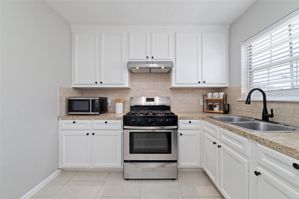 617 Frisco Street - Photo 10