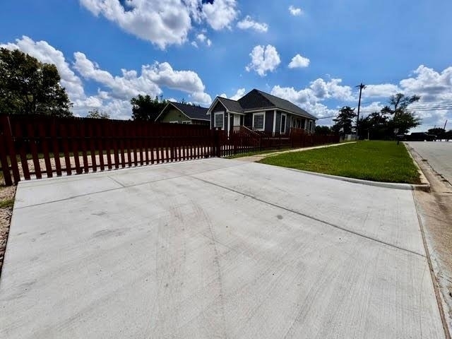 511 N 3rd Street - Photo 3