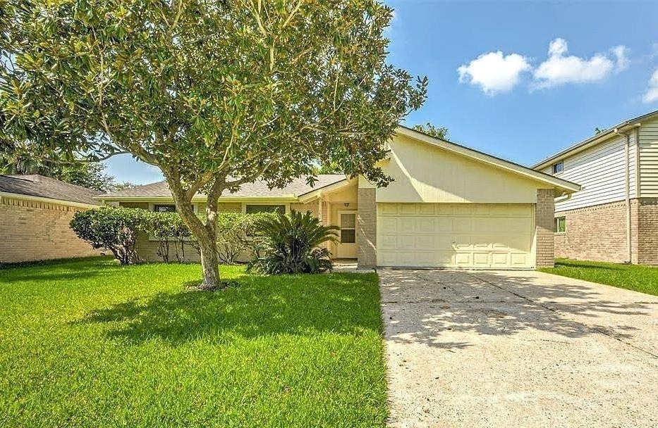 16818 Dutch Ridge Drive - Photo 1