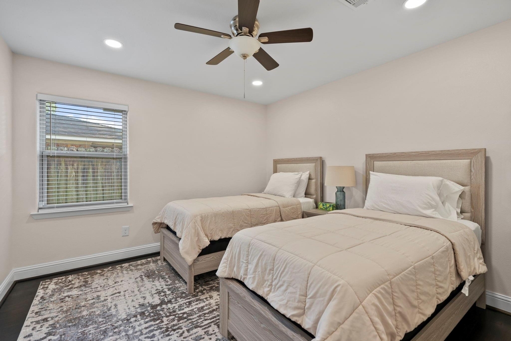 2402 Chimney Rock Road - Photo 27