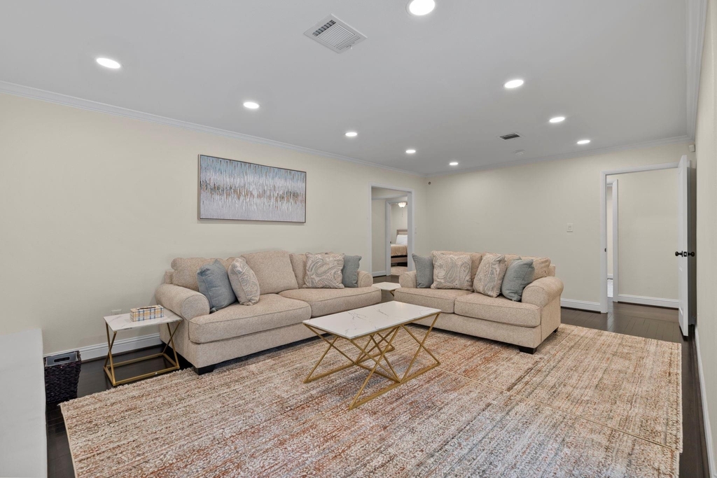 2402 Chimney Rock Road - Photo 20