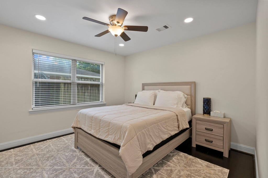 2402 Chimney Rock Road - Photo 23