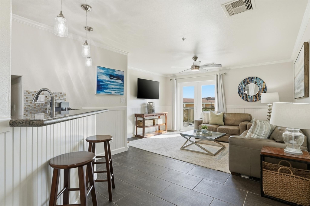 9520 Seawall Boulevard - Photo 6