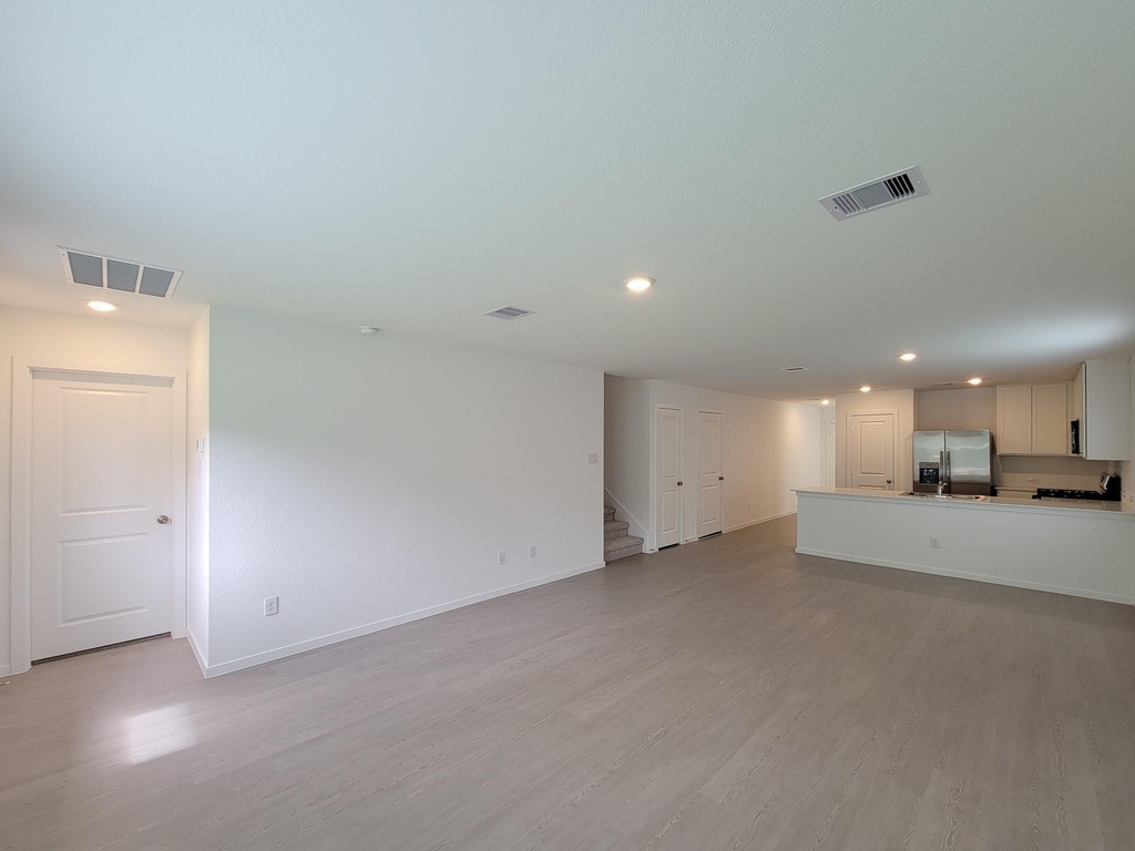 25588 Rose Creek Drive - Photo 6