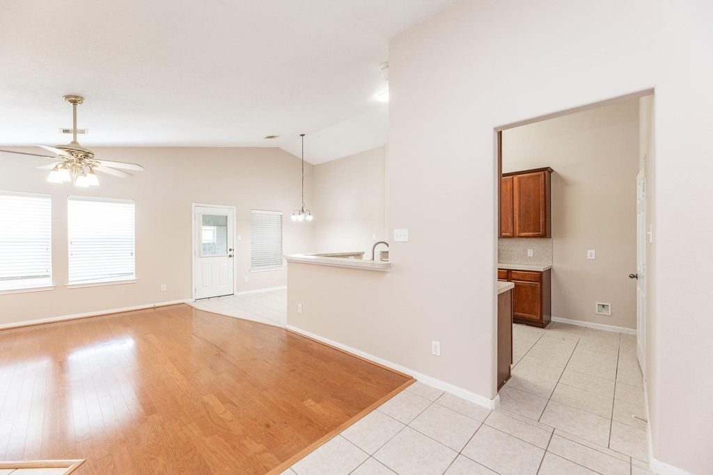 25219 Spring Iris Lane - Photo 12