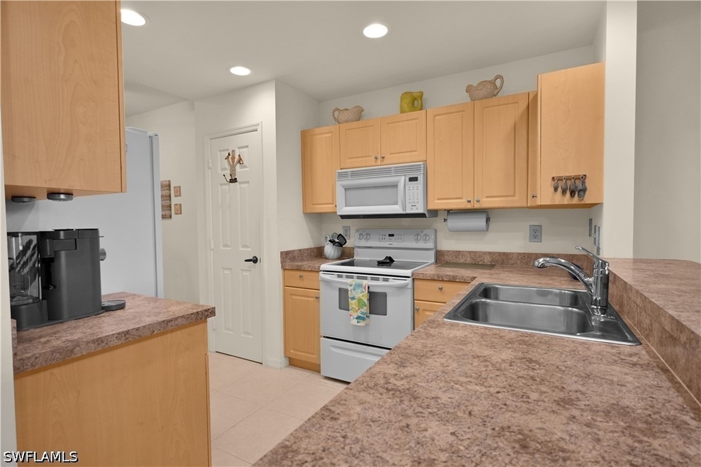 15979 Mandolin Bay Drive - Photo 13