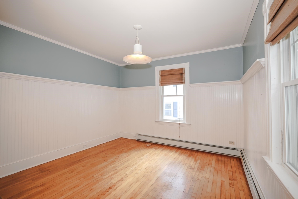 749 Maple - Photo 16