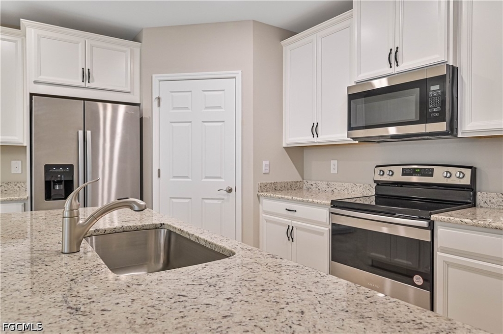 4226 Bloomfield Street - Photo 1