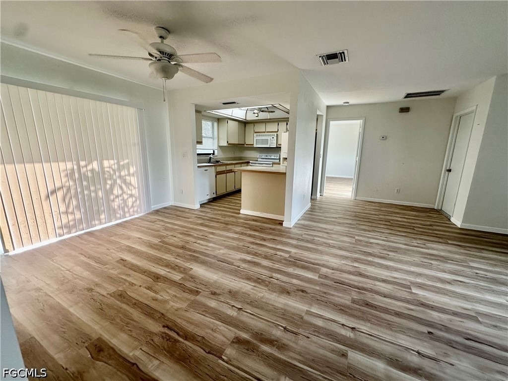 3822 Sw 5th Place - Photo 1