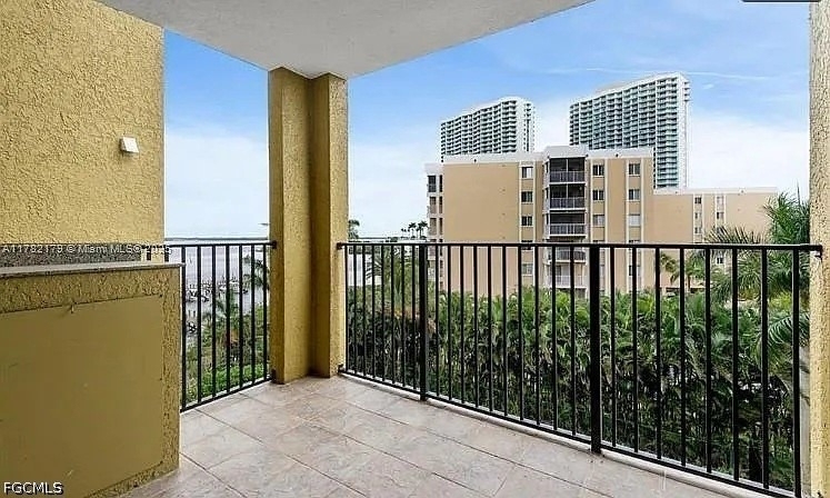 2825 Palm Beach Boulevard - Photo 7