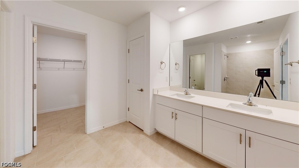 1908 Nw 26th Place - Photo 4