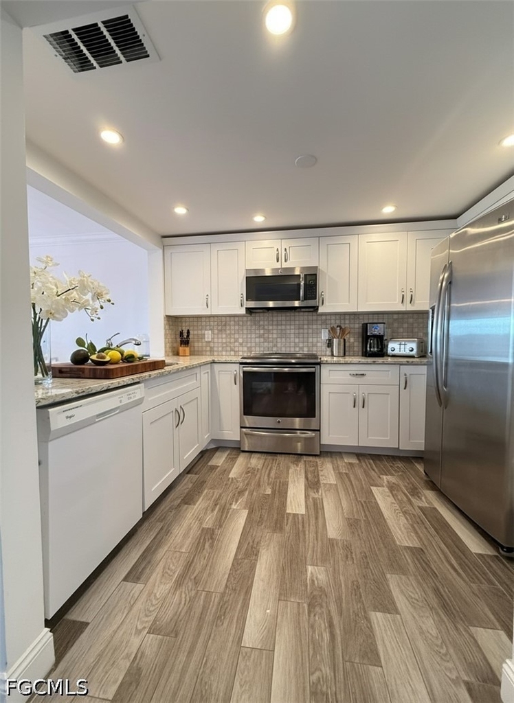 1087 Forest Lakes Drive - Photo 2
