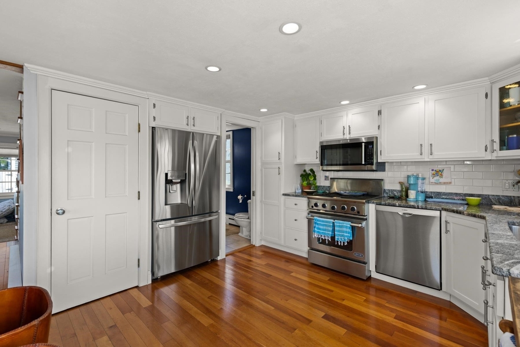 18 Walden - Photo 15