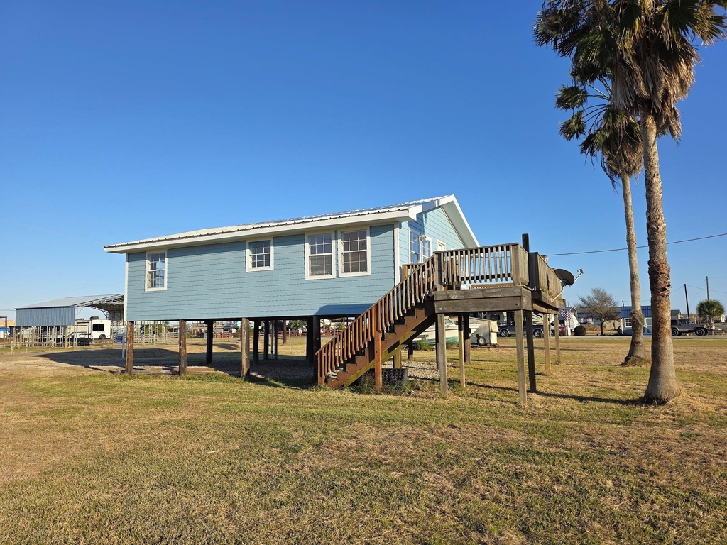 405 Blue Water Boulevard - Photo 2
