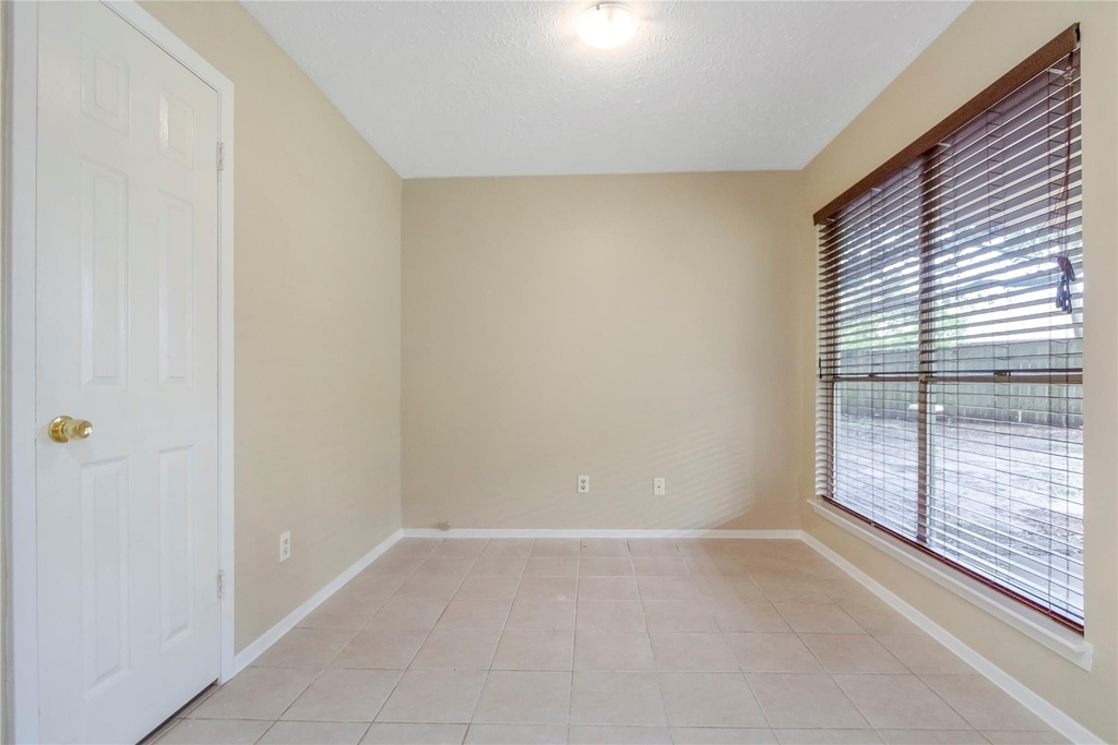 6903 Foxmont Lane - Photo 27