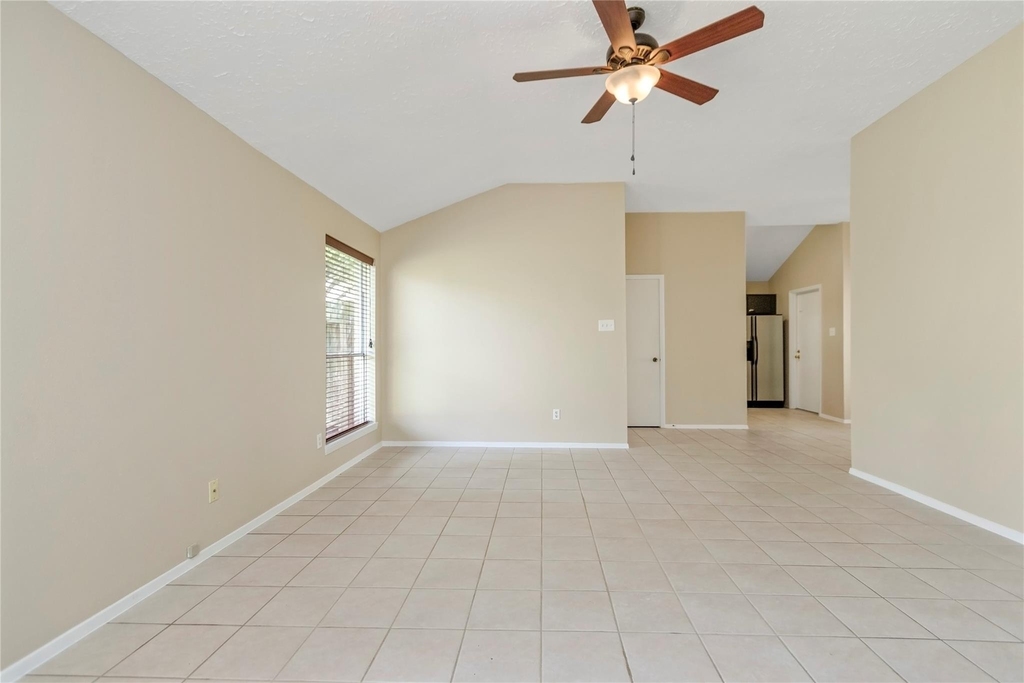 6903 Foxmont Lane - Photo 15