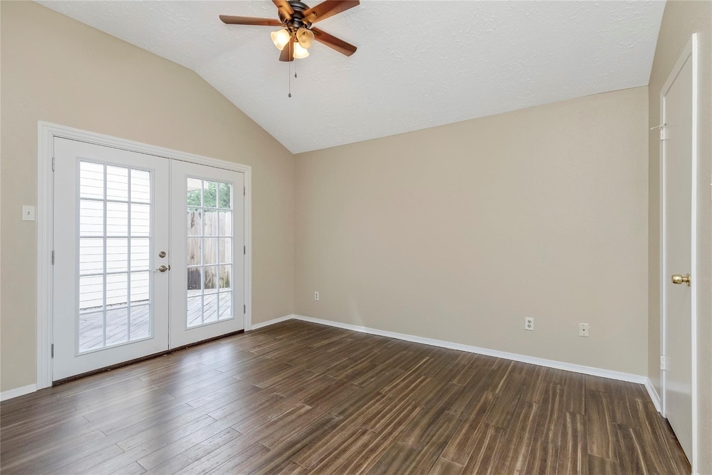 6903 Foxmont Lane - Photo 18