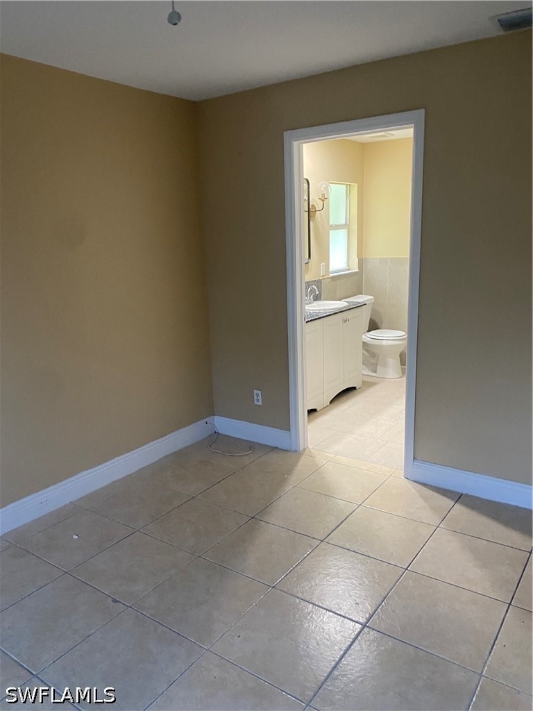2702 Robin Avenue S - Photo 8