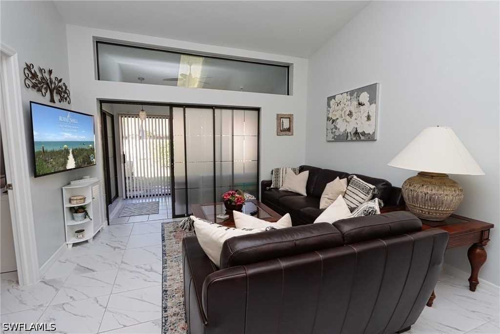 10805 Queen Anne Lane - Photo 8