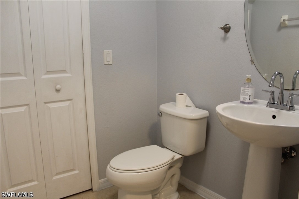 9076 Gervais Circle - Photo 10