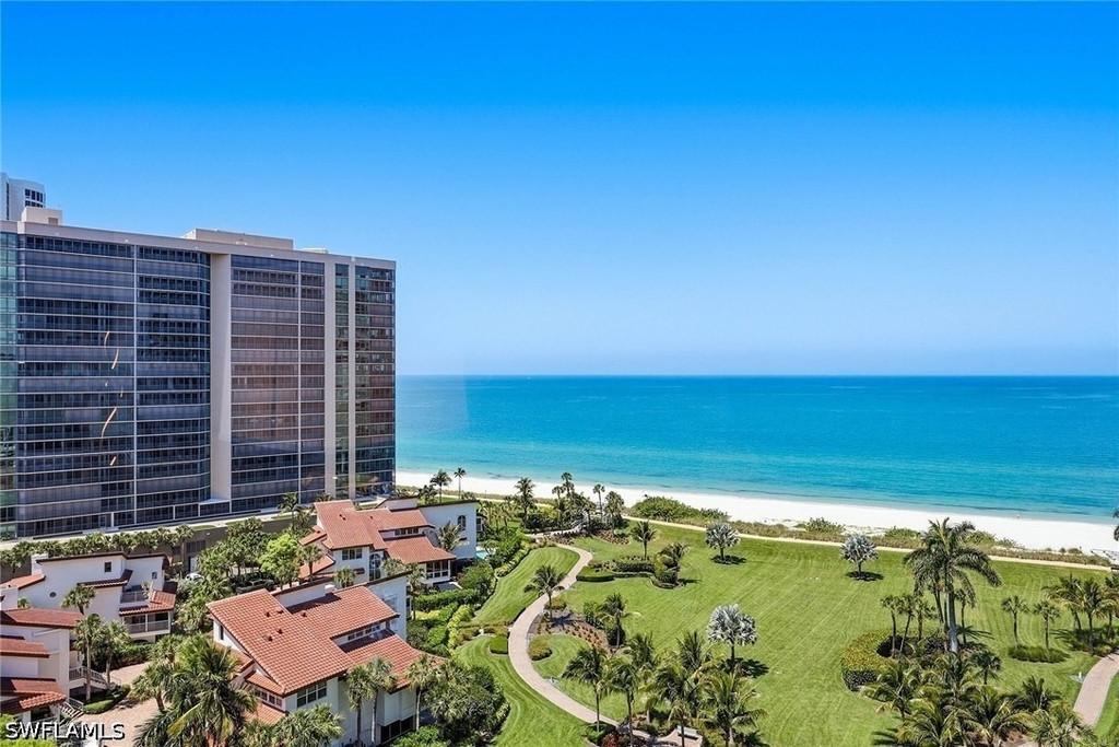 4751 Gulf Shore Boulevard N - Photo 11