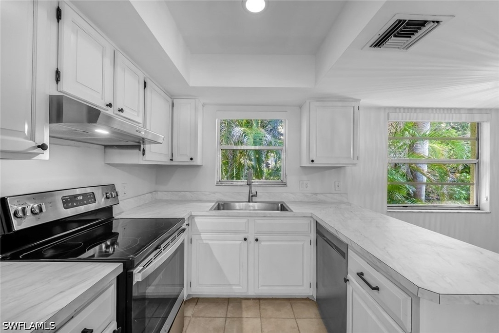 3200 Binnacle Drive - Photo 5