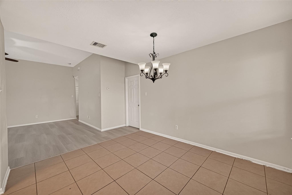 6619 Wellington Meadows Drive - Photo 13