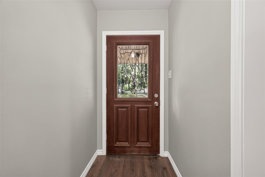 611 Dogwood Trail - Photo 1
