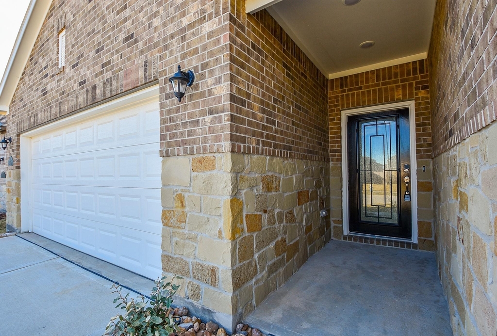 5715 Aurora Greens Lane - Photo 3
