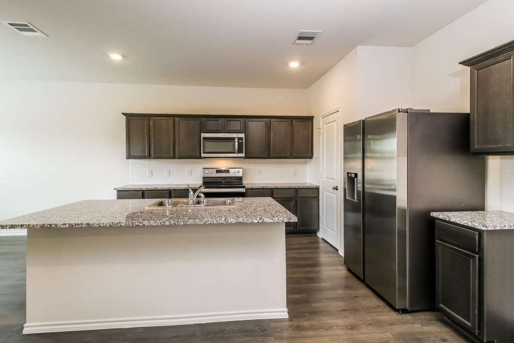 3124 Glazner Drive - Photo 3
