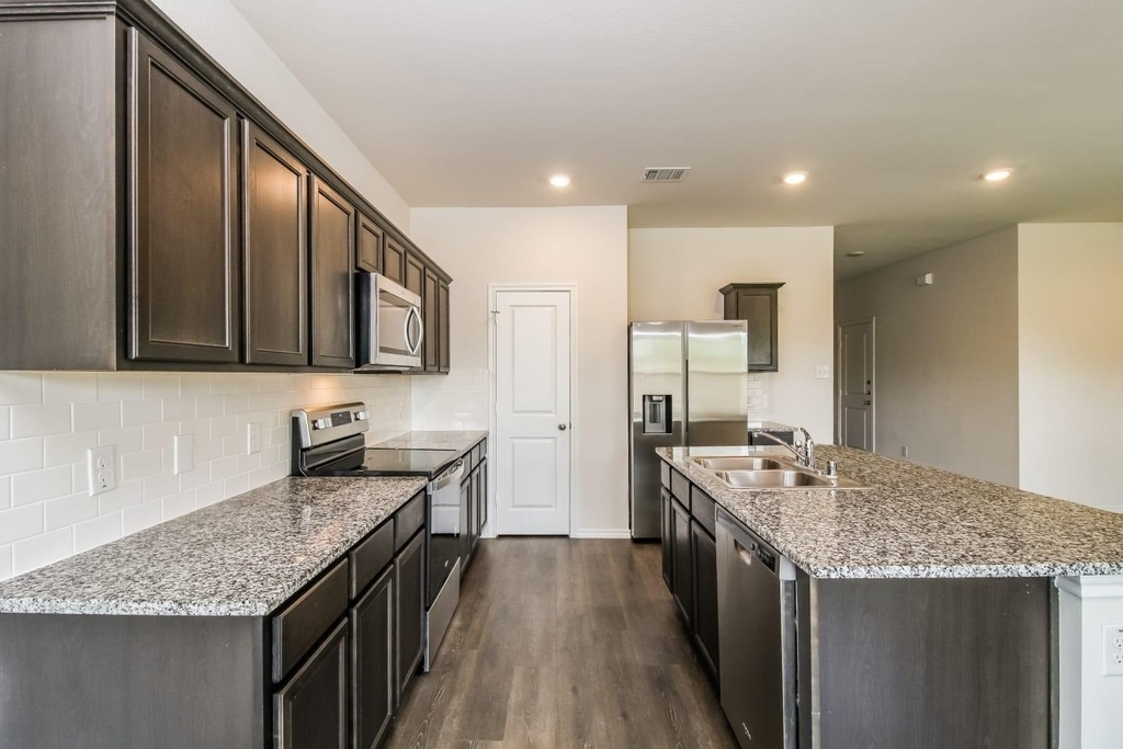 3124 Glazner Drive - Photo 4