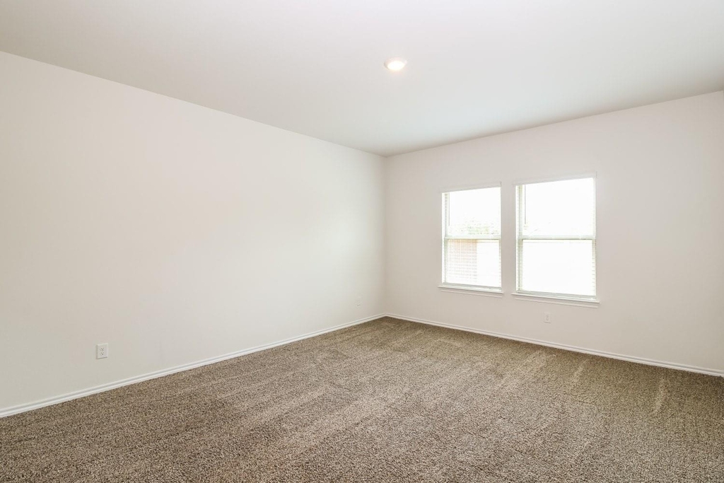 3124 Glazner Drive - Photo 5