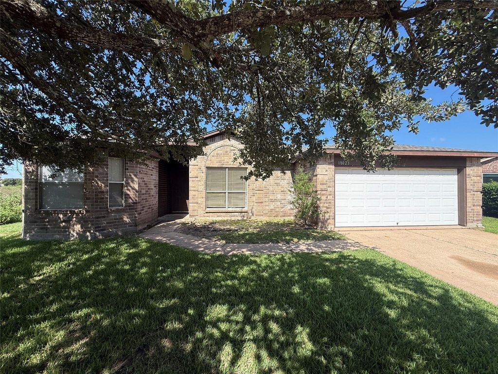 18023 Lago Forest Drive - Photo 0