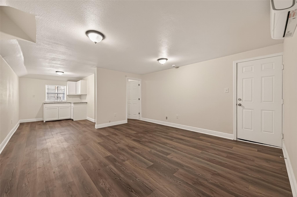 4901 Stimson Street - Photo 0
