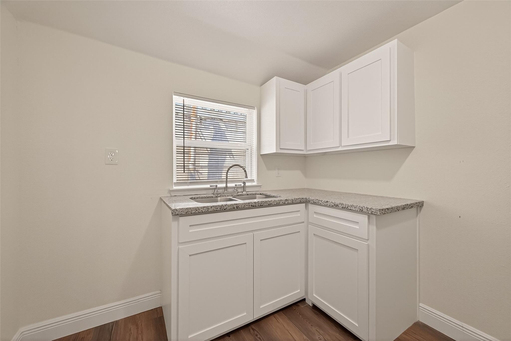 4901 Stimson Street - Photo 3