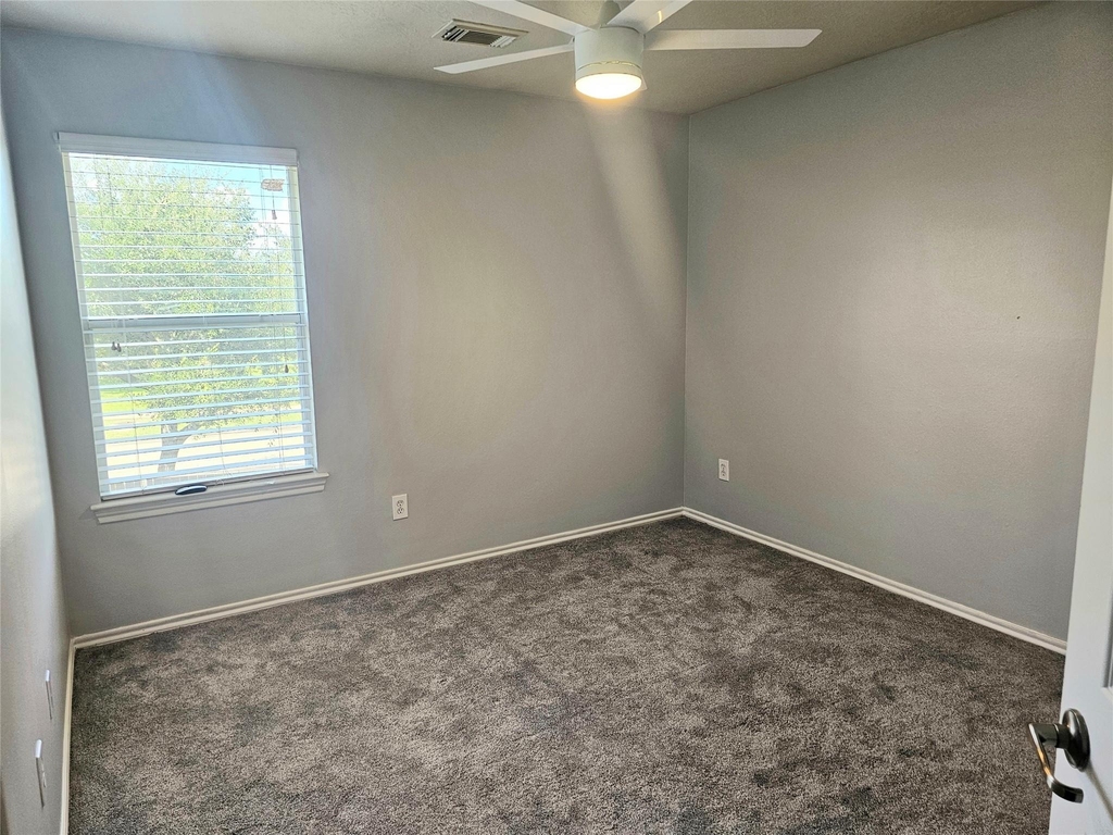 3217 Victorian Manor - Photo 8