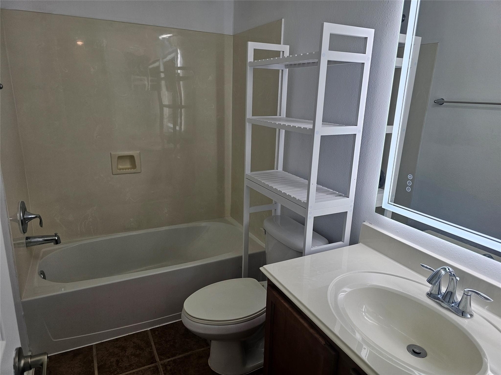 3217 Victorian Manor - Photo 7