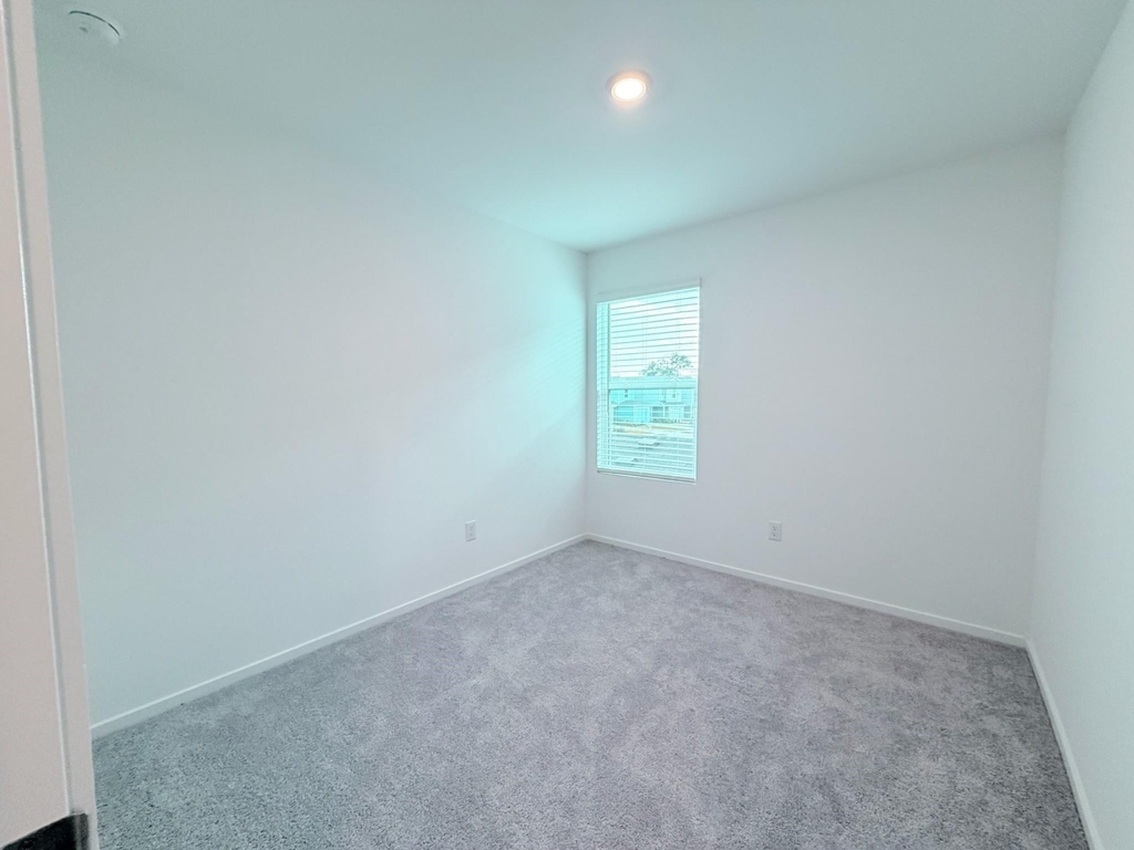 945 Pertuso Lane - Photo 10