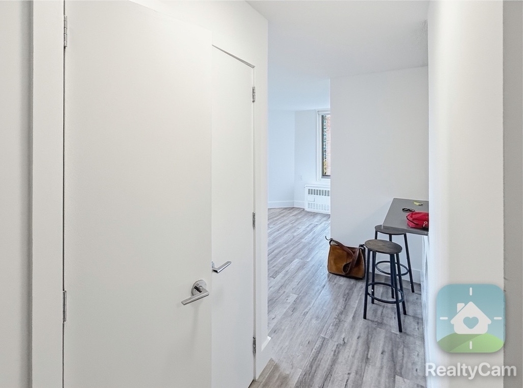 490 2nd Avenue - Photo 2